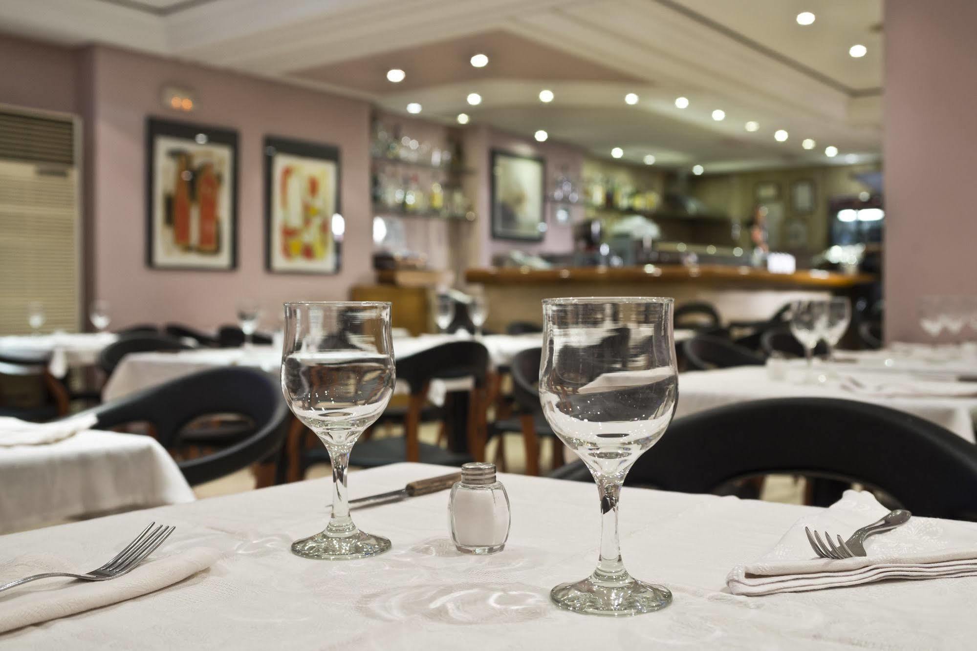 Hotel Trafalgar Madrid Kültér fotó