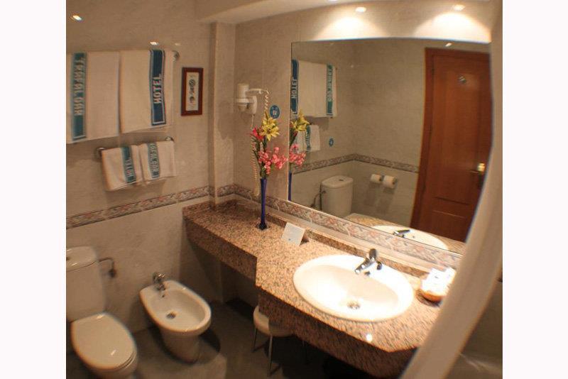 Hotel Trafalgar Madrid Szoba fotó